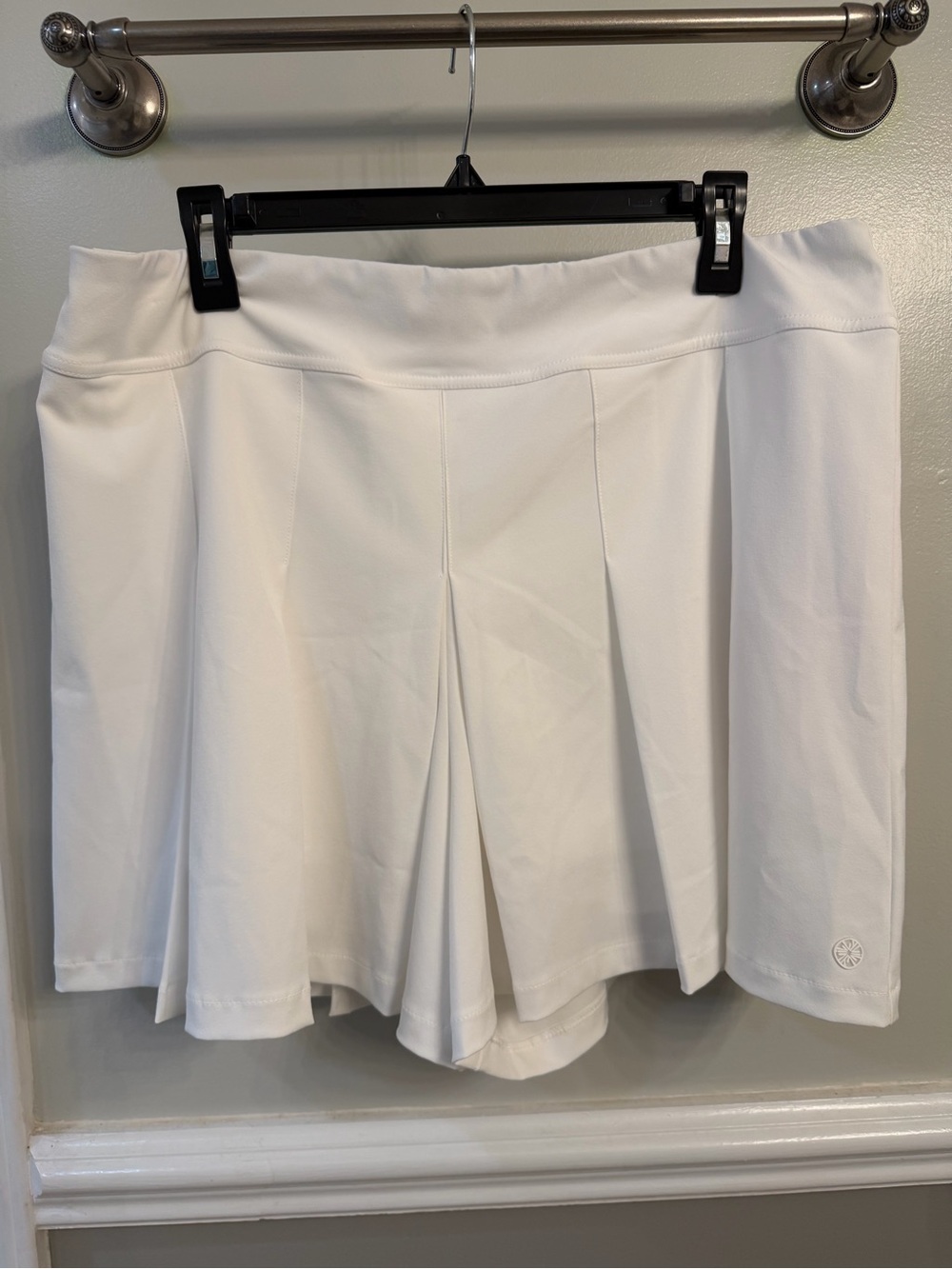 Lilly Pulitzer White Athletic Frazier Skort with Pleated Front